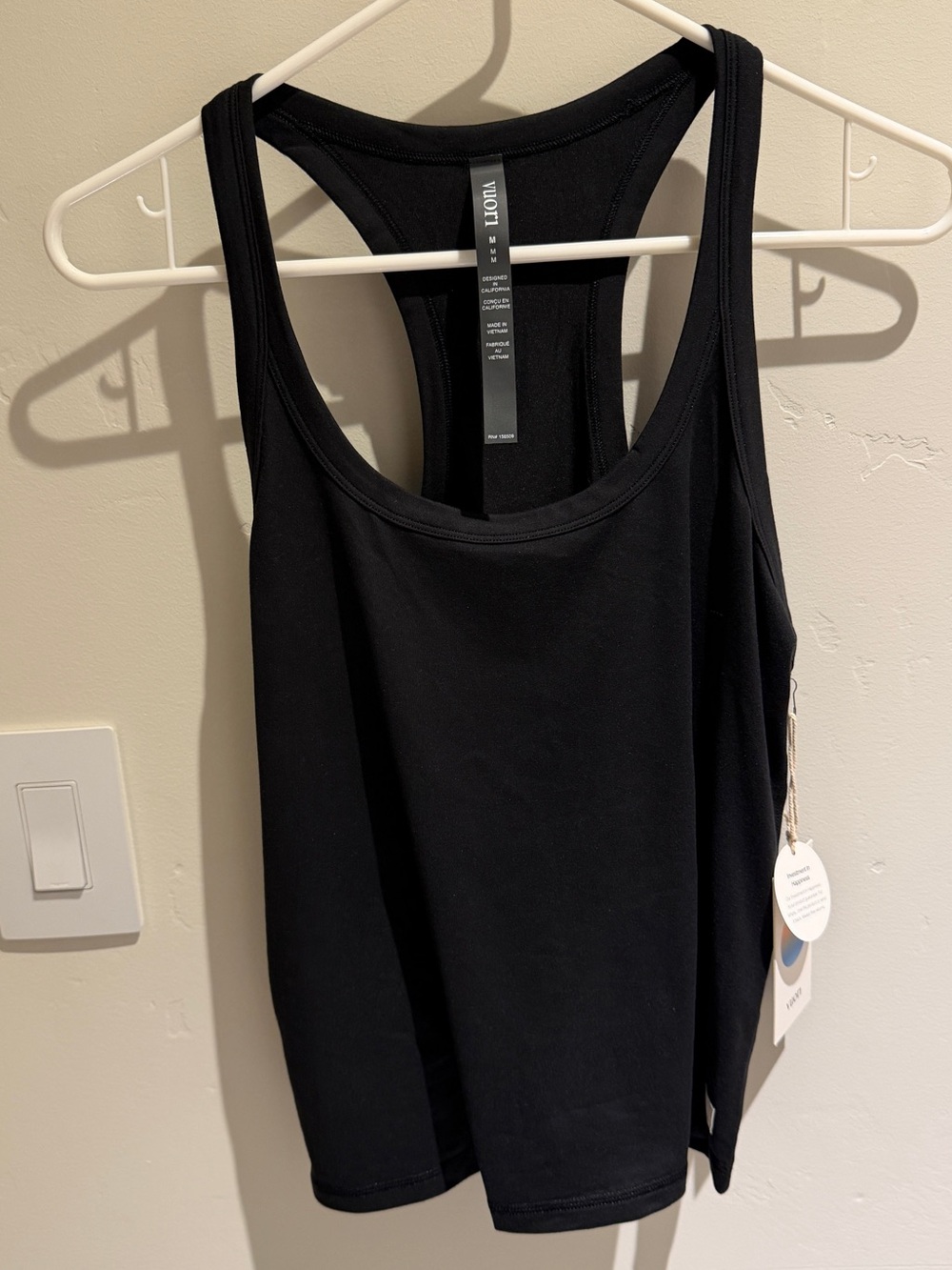 Vuori - Black Racerback Tank Top - Women's Medium